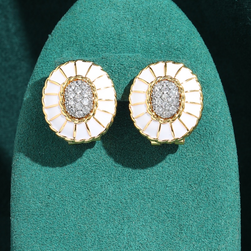 أقراط بيضاوية من المينا البيضا - مراجعة Vintage Fashion Jewelry Brands وسعره